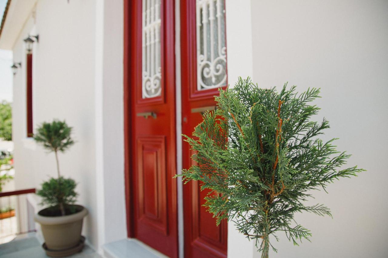Rooms In Yard Corinto Exterior foto